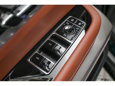 New 2026 Cadillac Vistiq Platinum image 19