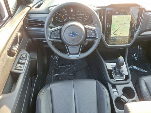Certified 2025 Subaru Forester Limited image 12