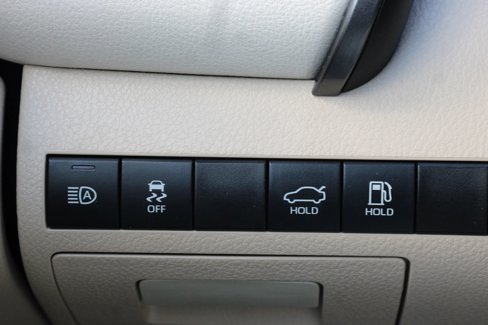 Used 2020 Toyota Camry LE image 20