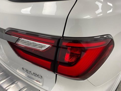 Used 2020 INFINITI QX80 Luxe w/ Edition 30 Package image 15
