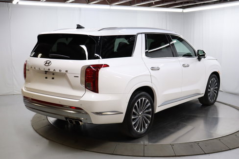 Used 2024 Hyundai Palisade Calligraphy image 7