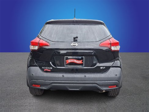 Used 2020 Nissan Kicks SV image 5