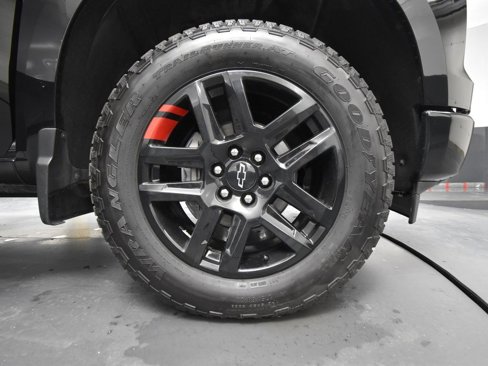 Used 2025 Chevrolet Silverado 1500 RST w/ Redline Edition image 18