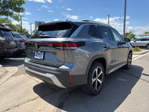 New 2025 Volkswagen Tiguan SE image 5