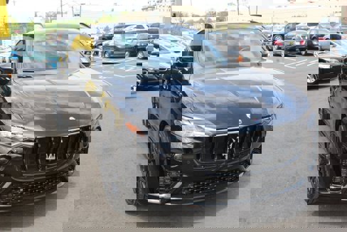 Used 2021 Maserati Levante image 4