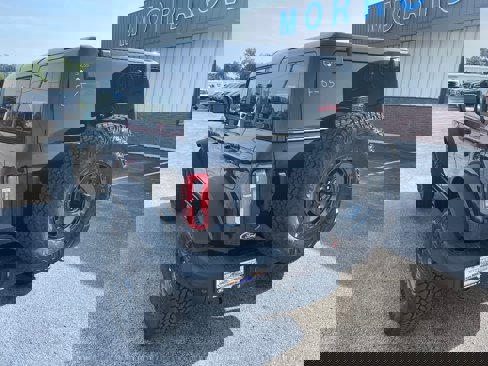 New 2025 Ford Bronco Badlands image 5