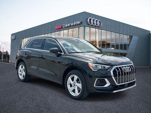 Used 2022 Audi Q3 2.0T Premium w/ Convenience Package image 1