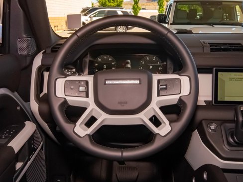 New 2024 Land Rover Defender 110 S image 13