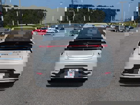 New 2026 Toyota Prius LE image 4