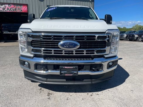 Used 2023 Ford F250 XLT w/ Snow Plow Prep Package image 3