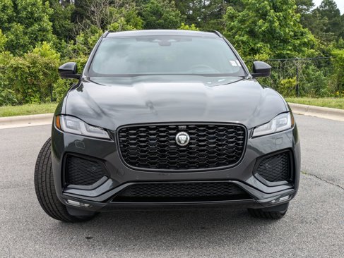 New 2026 Jaguar F-PACE R-Dynamic S image 3