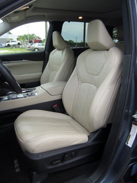 Used 2023 INFINITI QX60 Sensory w/ Cargo Package image 19