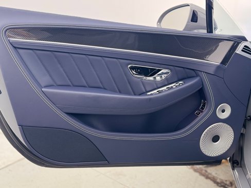 New 2024 Bentley Continental GT V8 image 39