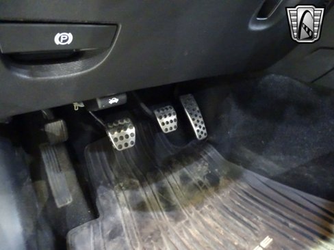Used 2014 Dodge Challenger R/T image 22