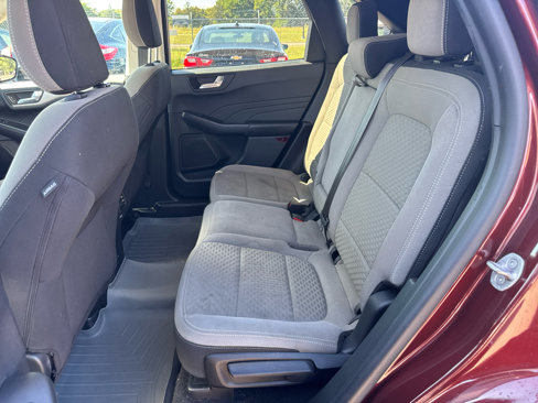 Used 2021 Ford Escape SE w/ SE Sport Appearance Package image 11