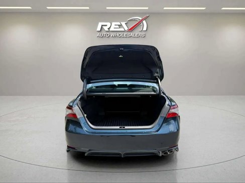 Used 2021 Toyota Camry SE image 29
