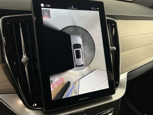 New 2026 Volvo XC90 T8 Plus image 25