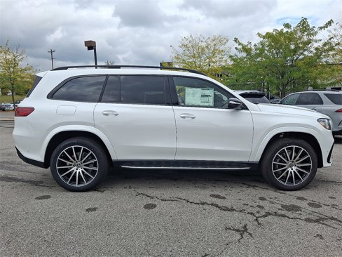 New 2026 Mercedes-Benz GLS 580 4MATIC image 11