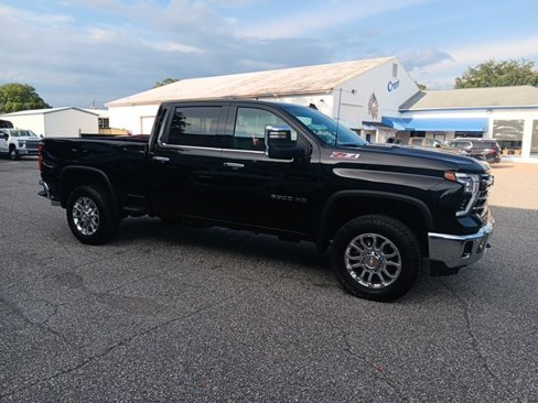 New 2025 Chevrolet Silverado 2500 LTZ w/ LTZ Convenience Package image 13