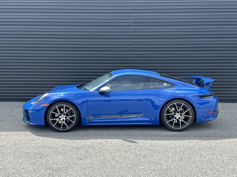 Certified 2025 Porsche 911 Carrera T image 3
