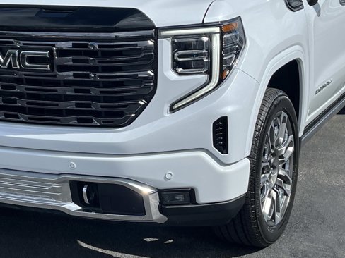New 2026 GMC Sierra 1500 Denali Ultimate image 12