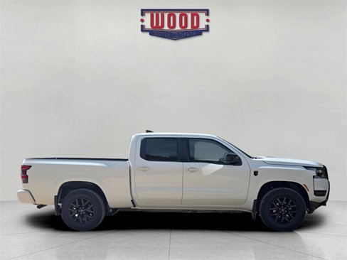New 2026 Nissan Frontier SV image 2