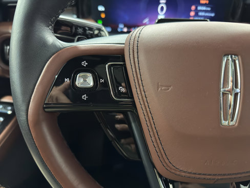 Used 2025 Lincoln Aviator Reserve w/ Illumination Package image 24