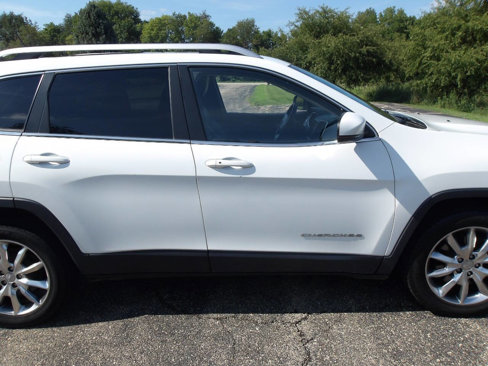 Used 2014 Jeep Cherokee Limited image 32