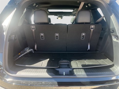 Used 2025 Honda Pilot TrailSport image 26