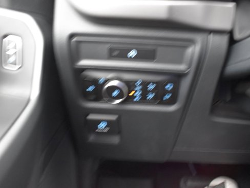 New 2025 Ford F150 XLT w/ Equipment Group 302A MID image 21