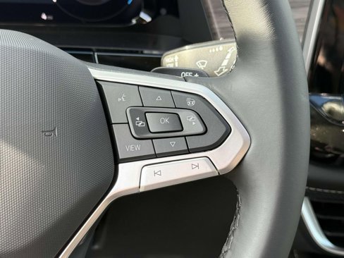 New 2025 Volkswagen Atlas SEL Premium R-Line image 15