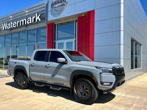 New 2025 Nissan Frontier PRO-4X w/ Pro Premium Package image 1