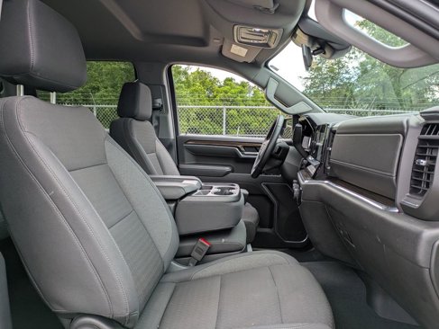 Used 2025 Chevrolet Silverado 1500 LT image 31