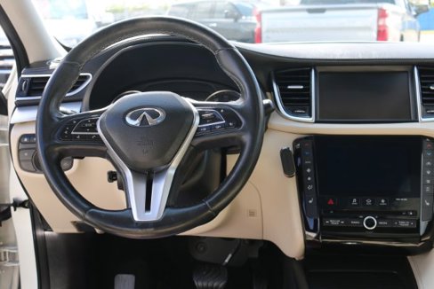 Used 2019 INFINITI QX50 Essential w/ Premium Heat Package image 15