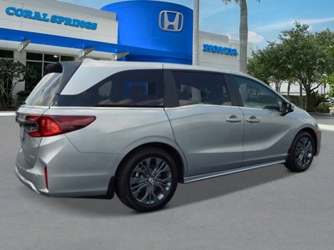 New 2026 Honda Odyssey Touring image 5