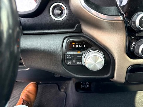 Used 2019 RAM 1500 Laramie image 21