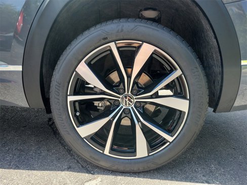 New 2026 Volkswagen Atlas SEL Premium R-Line image 5