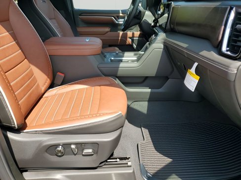 New 2026 GMC Sierra 2500 Denali Ultimate image 16