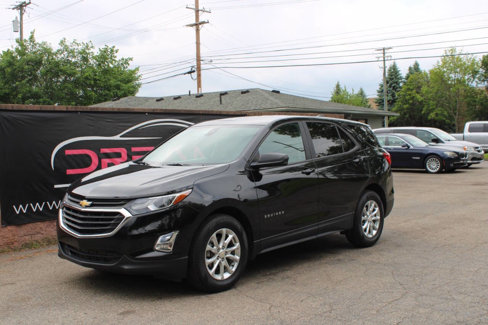 Used 2020 Chevrolet Equinox LS w/ LS Convenience Package image 1