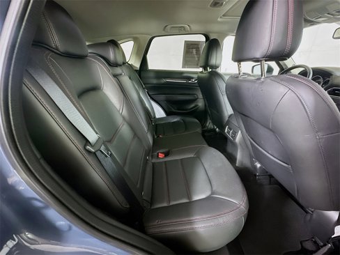 Used 2025 MAZDA CX-5 Carbon Edition image 11