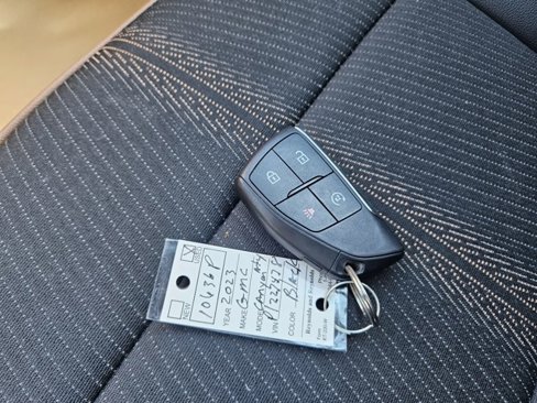 Used 2023 GMC Canyon AT4 w/ Canyon Safety Plus Package image 25