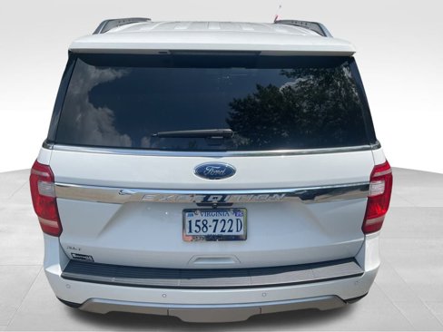 Used 2021 Ford Expedition XLT image 5