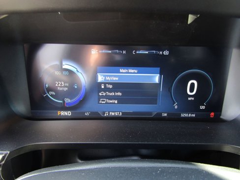 Used 2023 Ford F150 Lightning XLT image 24