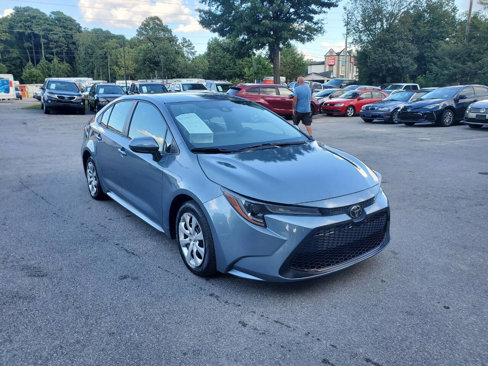 Used 2020 Toyota Corolla LE image 1