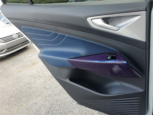 New 2025 Volkswagen ID.4 Pro S image 17