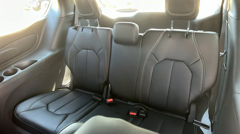 New 2026 Chrysler Voyager LX image 21