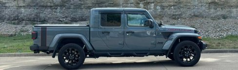 Used 2024 Jeep Gladiator Sport image 8