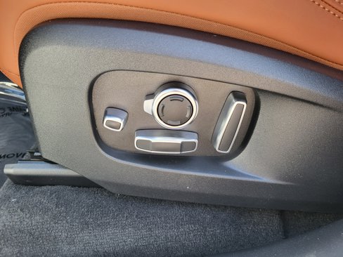 New 2026 Jaguar F-PACE R-Dynamic S image 11