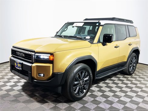 Certified 2025 Toyota Land Cruiser image 4