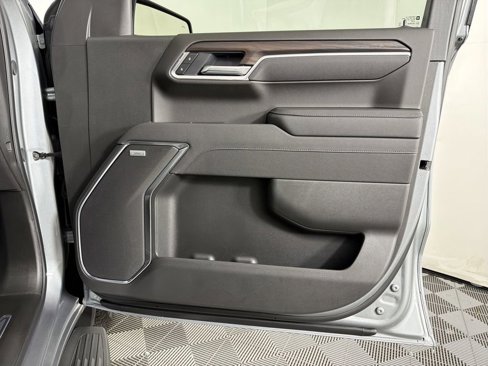 New 2026 GMC Sierra 1500 SLT w/ SLT Premium Plus Package image 12